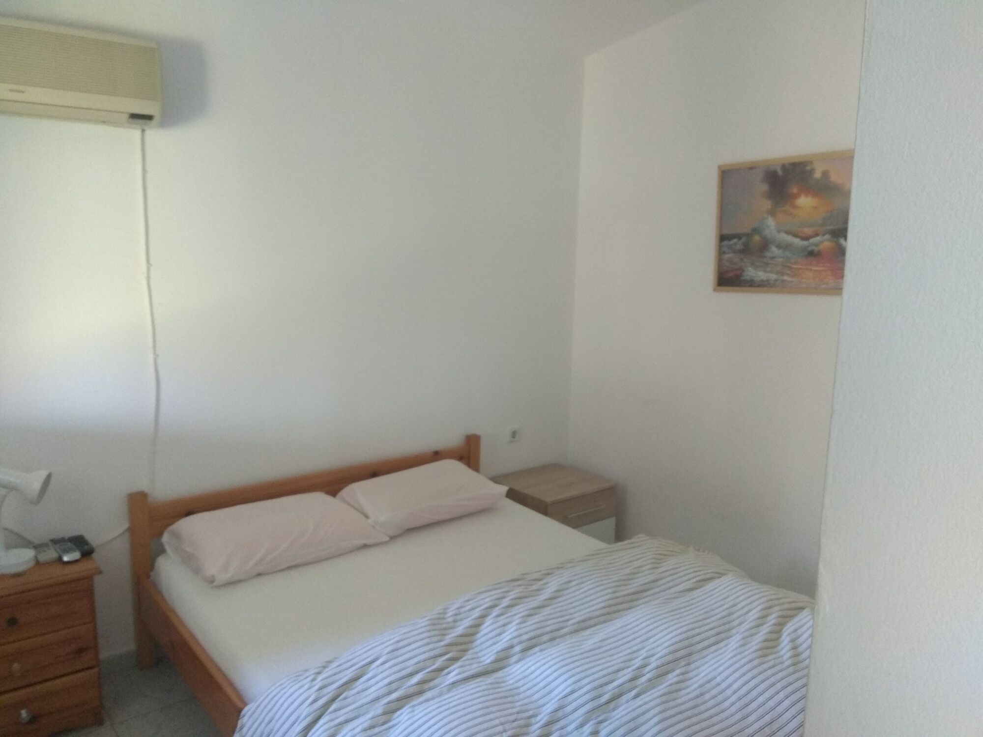 Roula'S Rooms Aegina Eksteriør billede